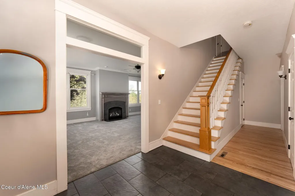 1673 Christopher Lane Moscow ID 83843