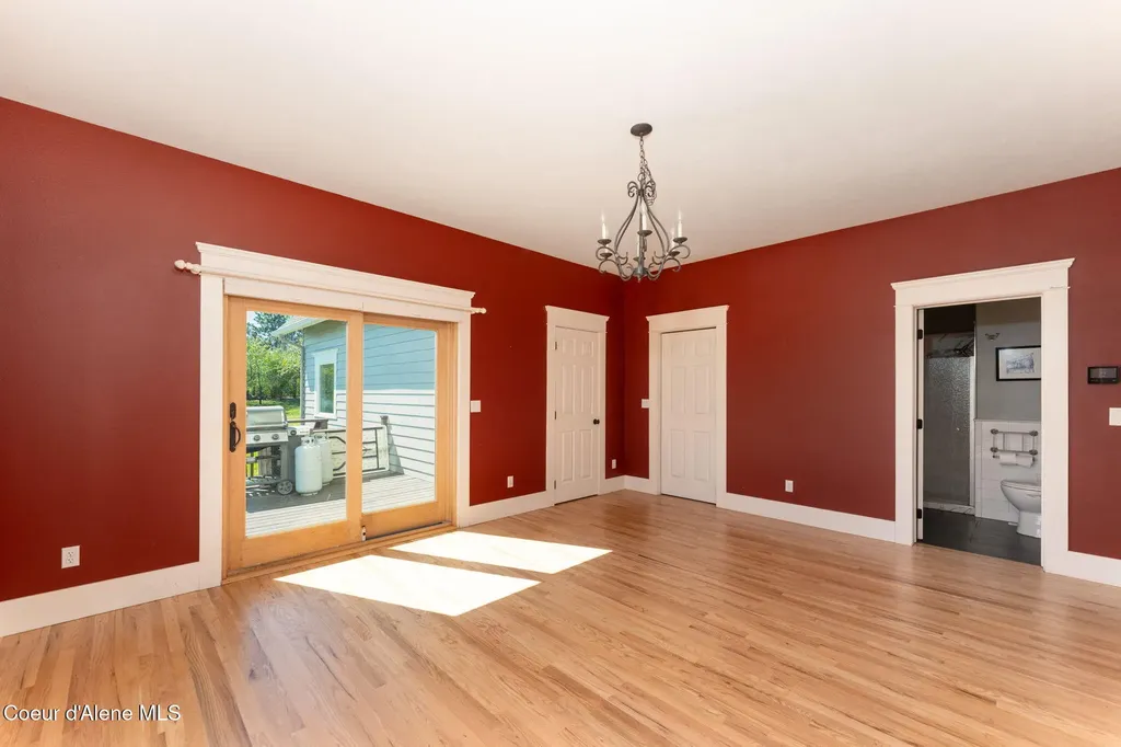 1673 Christopher Lane Moscow ID 83843