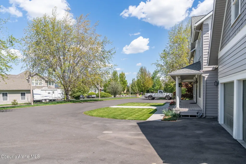 1673 Christopher Lane Moscow ID 83843