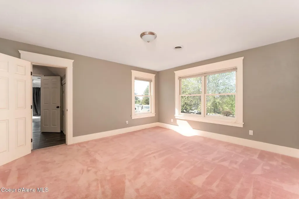 1673 Christopher Lane Moscow ID 83843