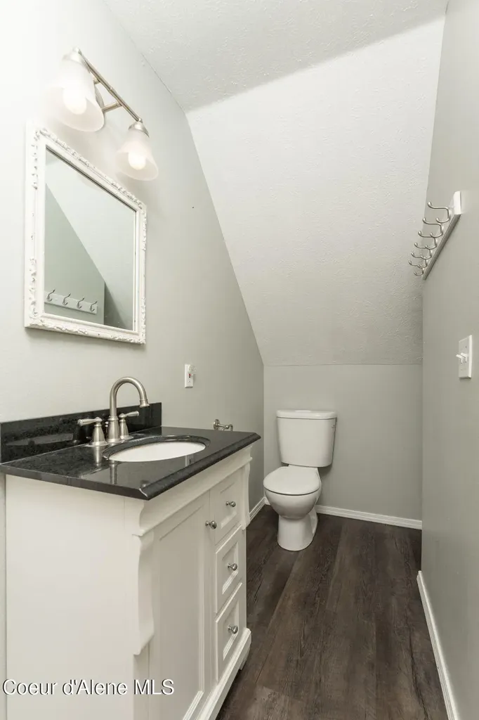 1673 Christopher Lane Moscow ID 83843