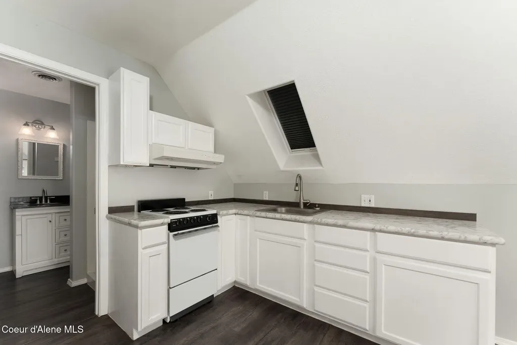 1673 Christopher Lane Moscow ID 83843