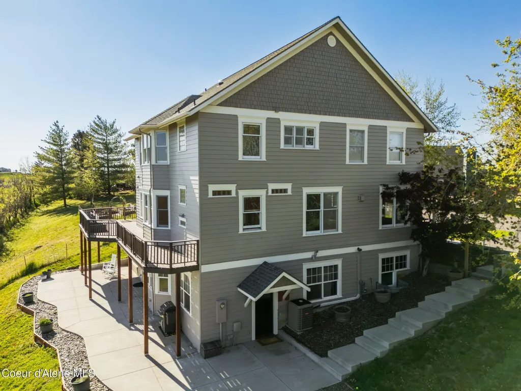 1673 Christopher Lane Moscow ID 83843