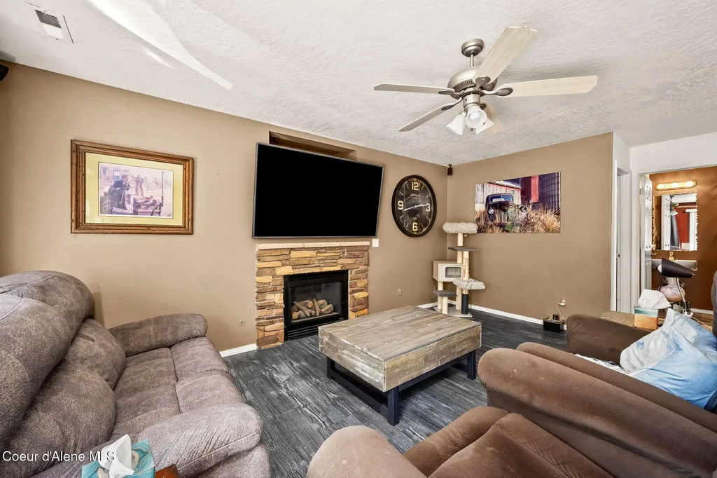 1359 N Marcasite Court Post Falls ID 83854