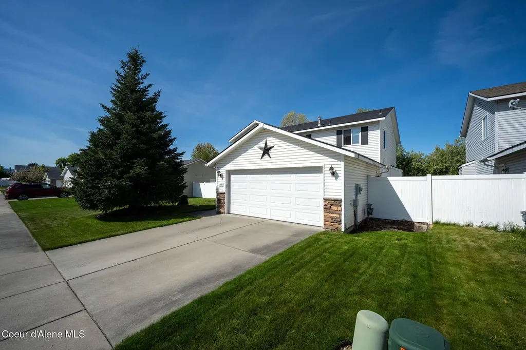 1359 N Marcasite Court Post Falls ID 83854