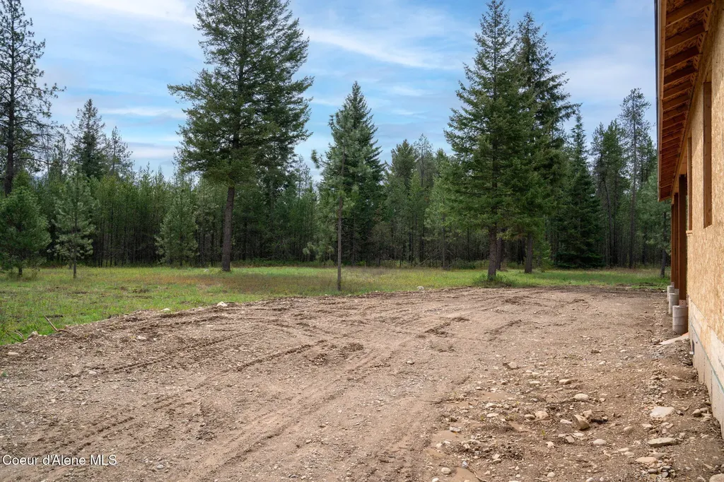 B1L1 Sylvan Road Athol ID 83801