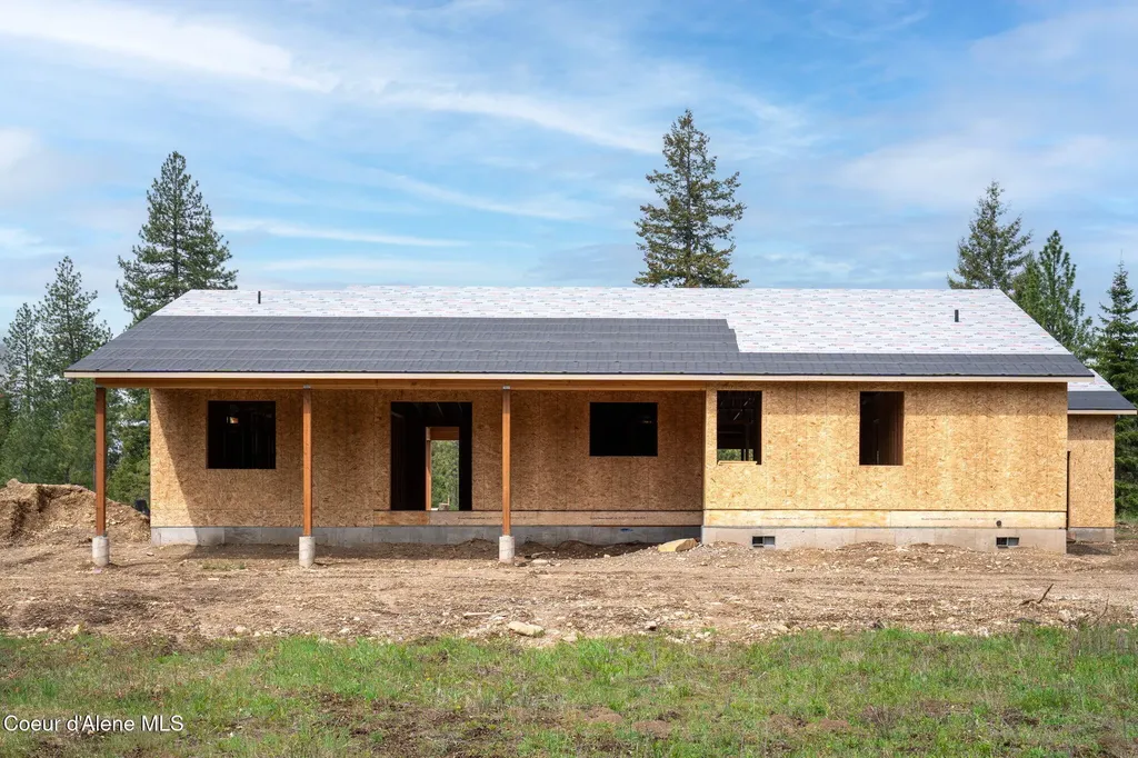 B1L1 Sylvan Road Athol ID 83801