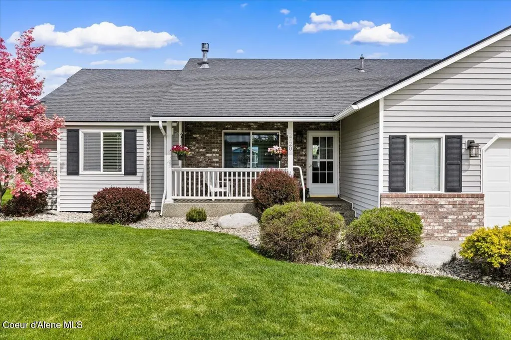 2720 N Sand Trap Way Post Falls ID 83854
