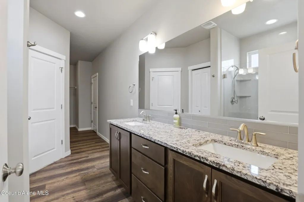 1880 W Alsea Loop Post Falls ID 83854