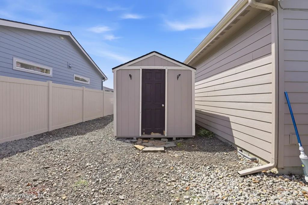 1880 W Alsea Loop Post Falls ID 83854
