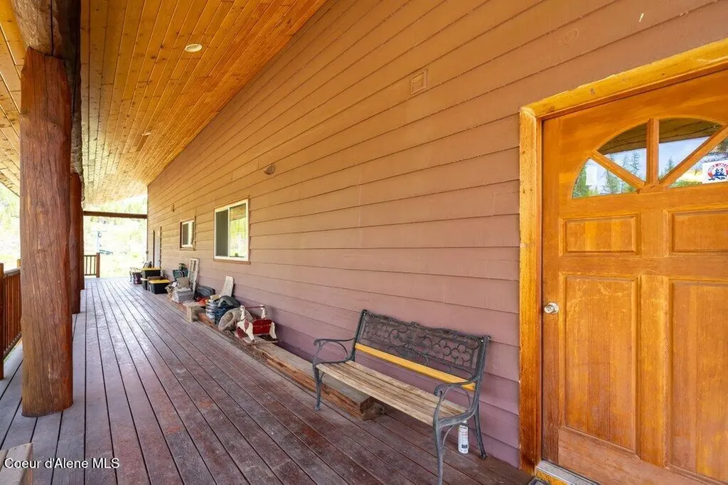 784 Twin Rivers Road Athol ID 83801