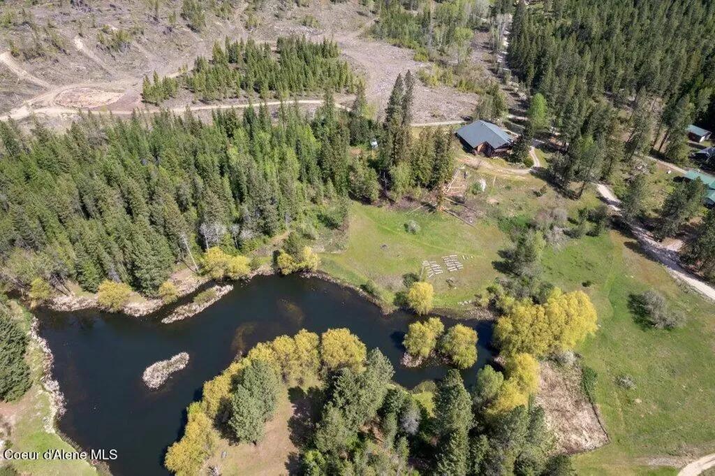 784 Twin Rivers Road Athol ID 83801