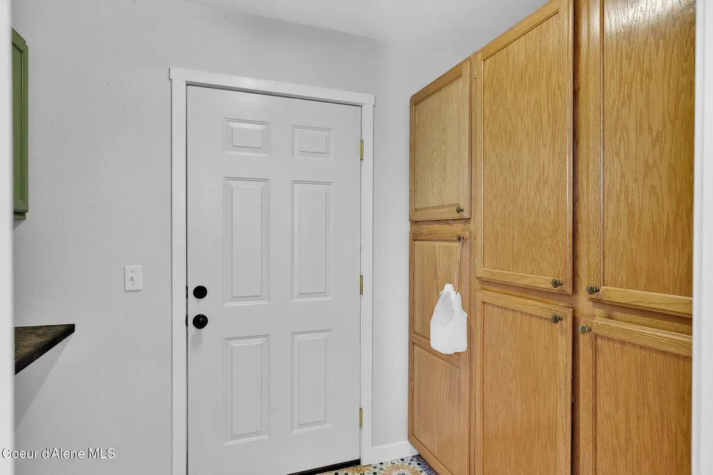 26731 N Bitterroot Court Athol ID 83801