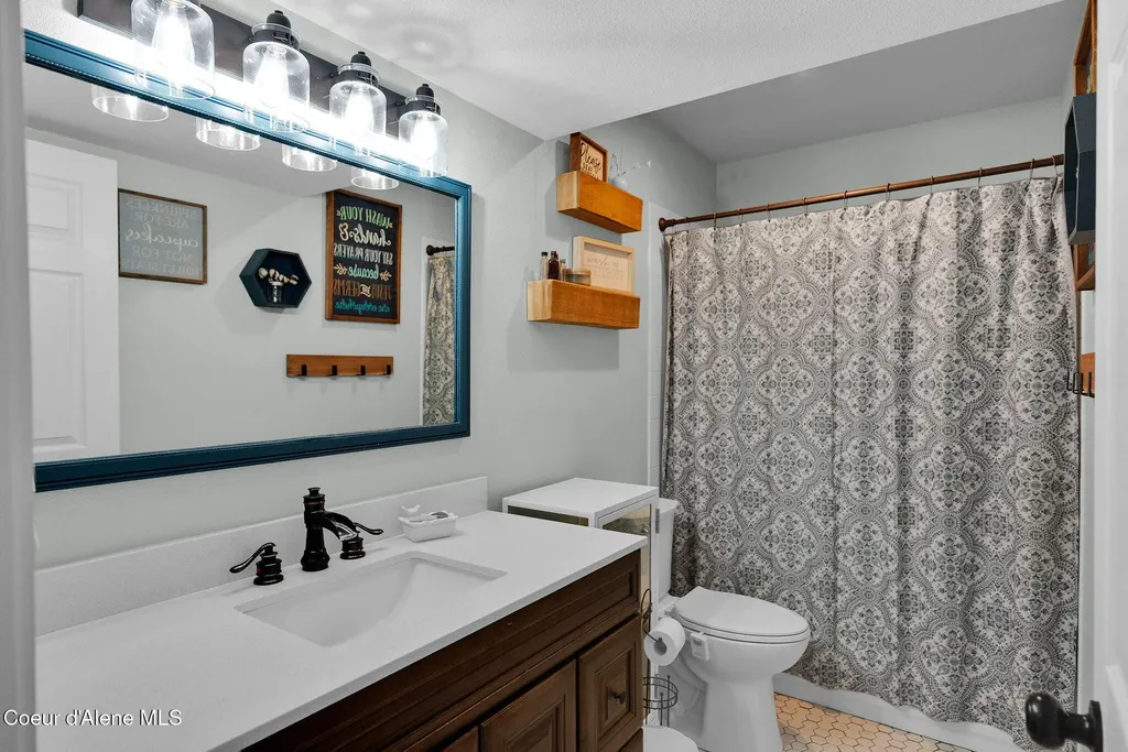 26731 N Bitterroot Court Athol ID 83801