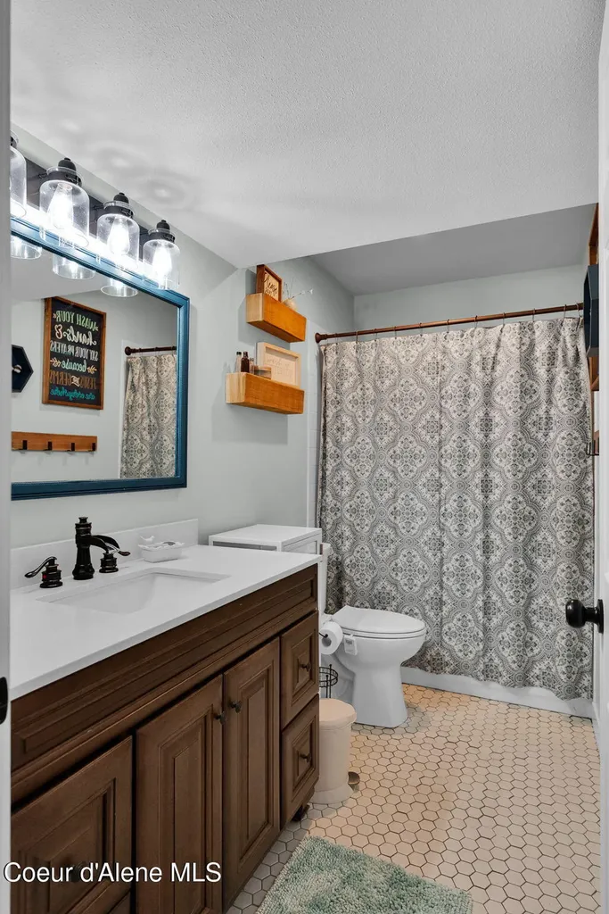 26731 N Bitterroot Court Athol ID 83801