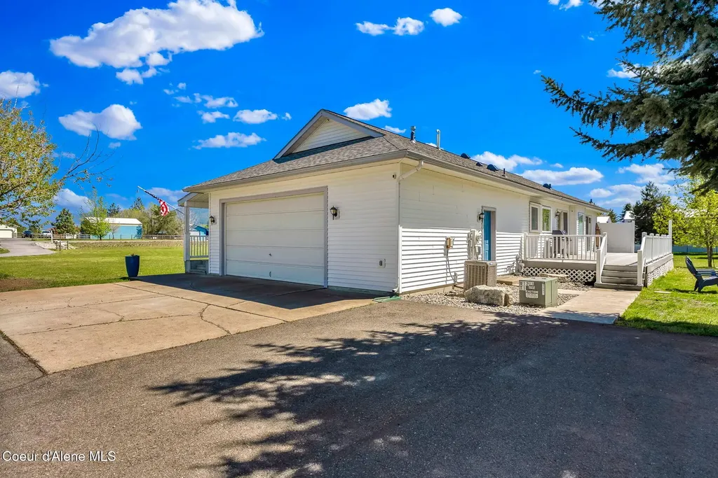 26731 N Bitterroot Court Athol ID 83801