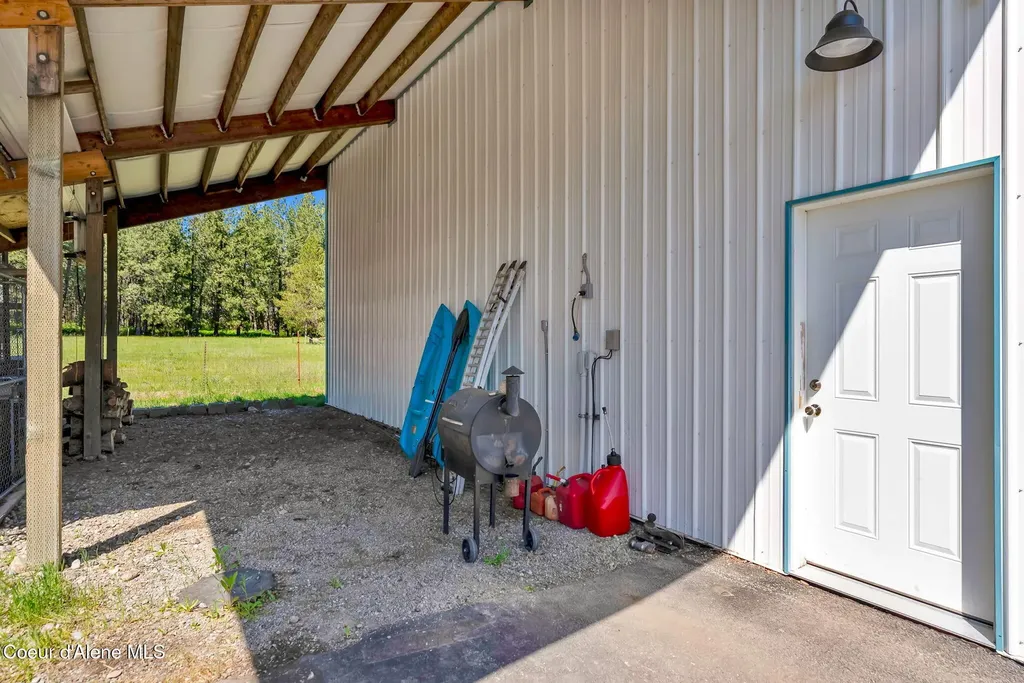 26731 N Bitterroot Court Athol ID 83801