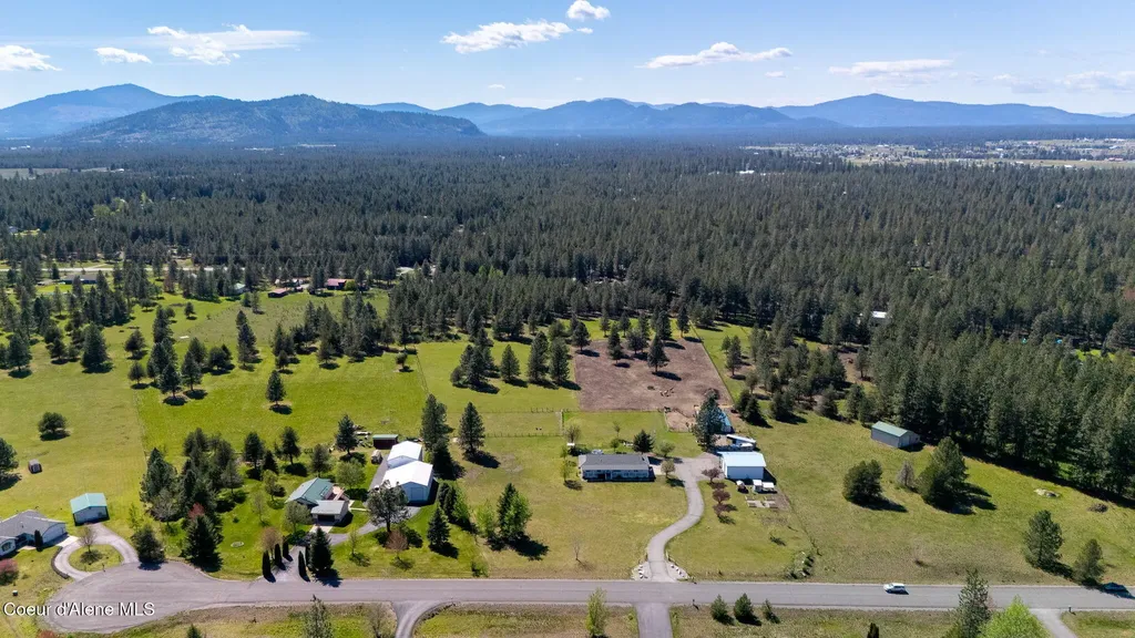 26731 N Bitterroot Court Athol ID 83801