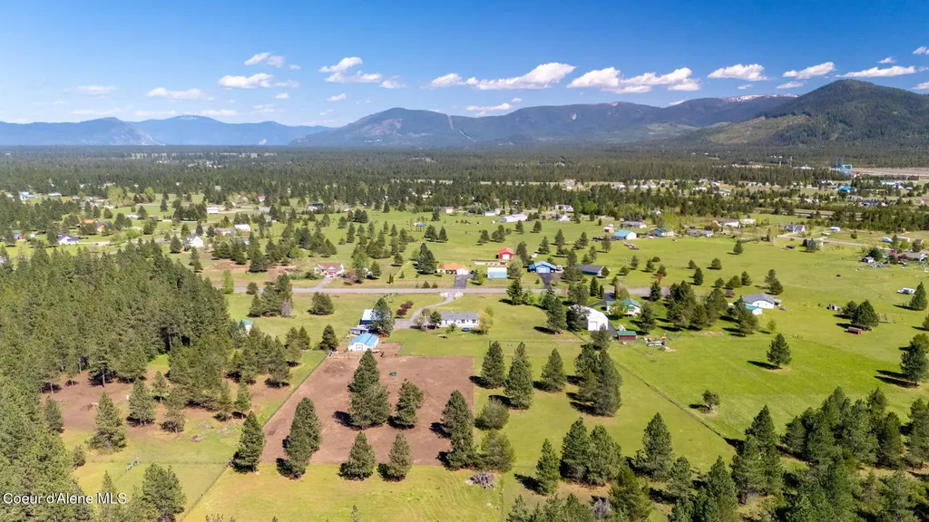26731 N Bitterroot Court Athol ID 83801