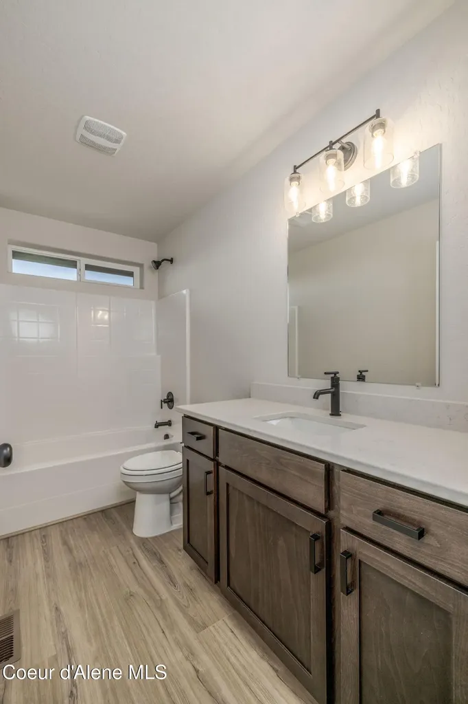 11723 N Simmons Lane Rathdrum ID 83858