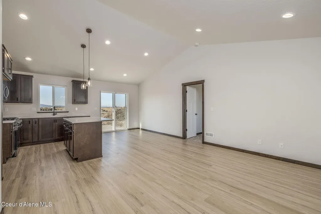 11723 N Simmons Lane Rathdrum ID 83858