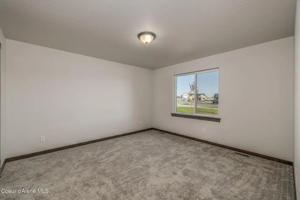 11723 N Simmons Lane Rathdrum ID 83858