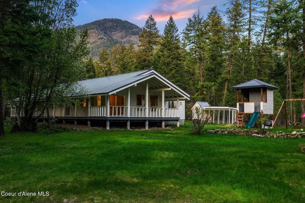 883 Mountain View Road Clark Fork ID 83811