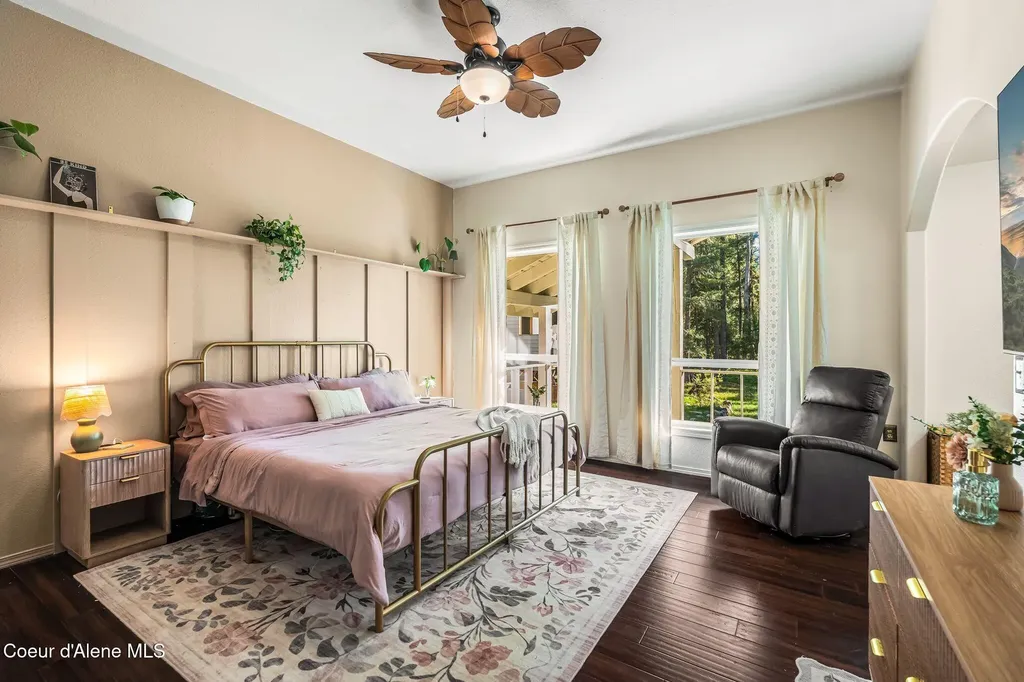883 Mountain View Road Clark Fork ID 83811