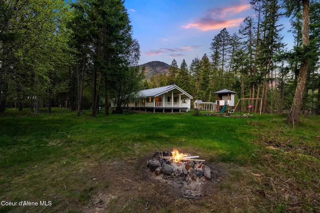 883 Mountain View Road Clark Fork ID 83811