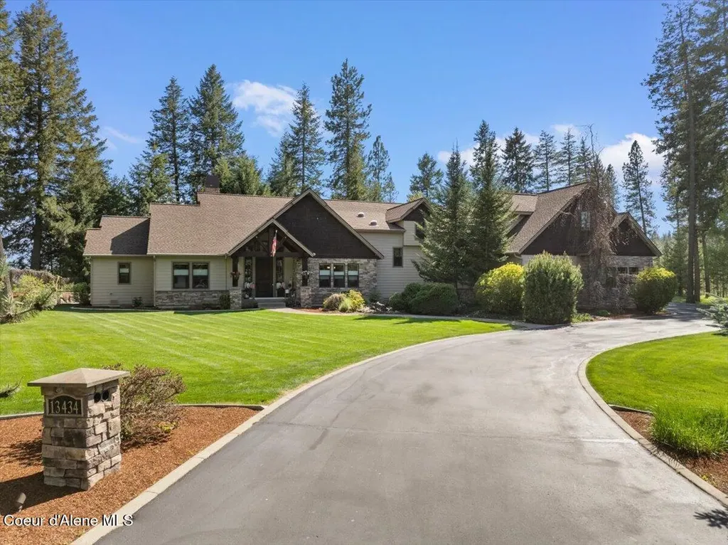 13434 N Abeja Road Rathdrum ID 83858
