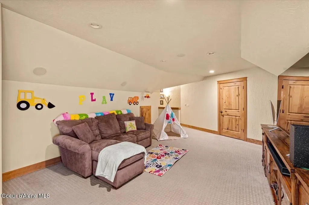 13434 N Abeja Road Rathdrum ID 83858