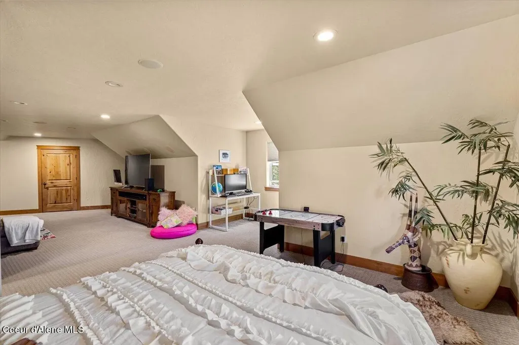 13434 N Abeja Road Rathdrum ID 83858