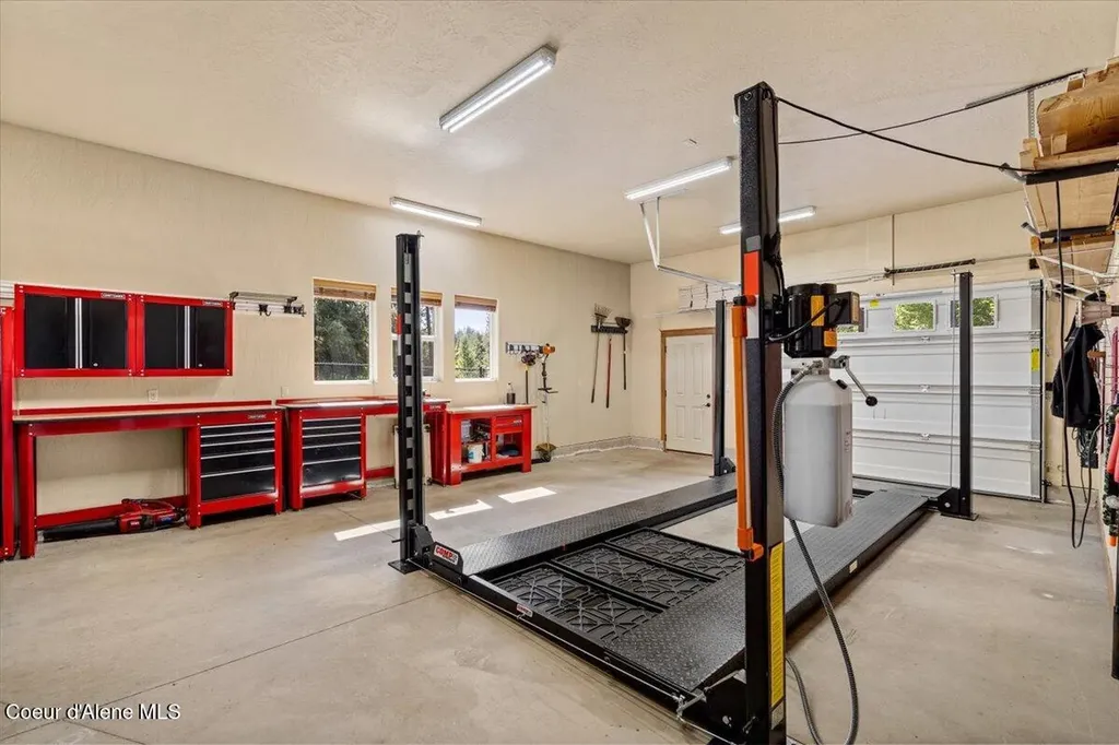 13434 N Abeja Road Rathdrum ID 83858