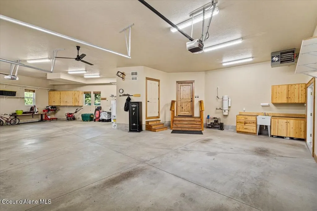 13434 N Abeja Road Rathdrum ID 83858