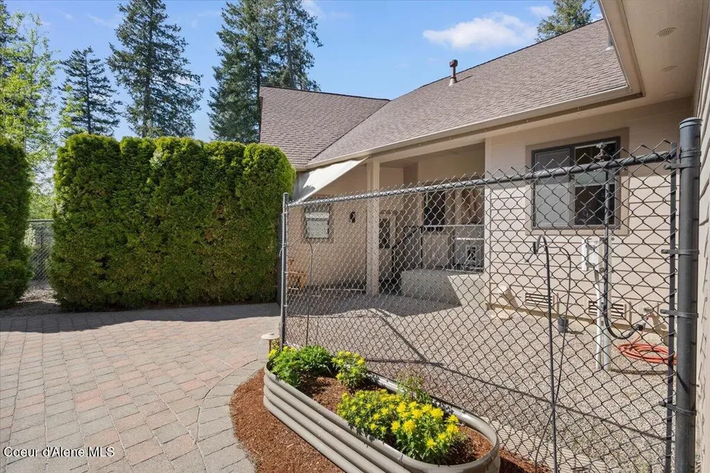 13434 N Abeja Road Rathdrum ID 83858
