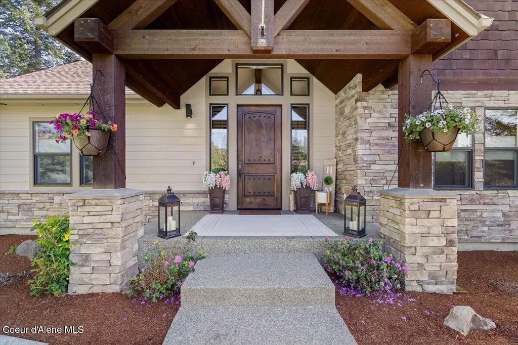 13434 N Abeja Road Rathdrum ID 83858