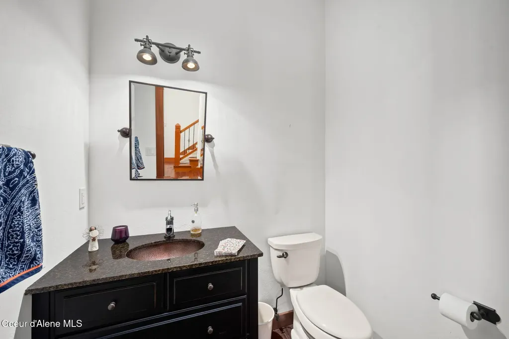 645 Eagle Crest Drive Sagle ID 83860