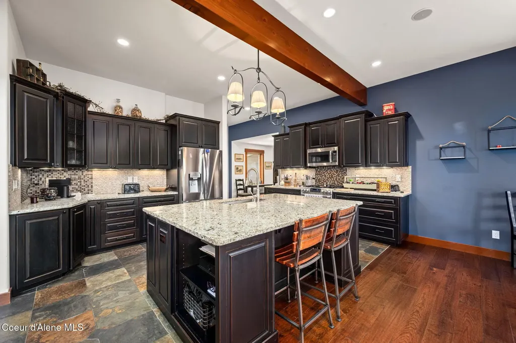 645 Eagle Crest Drive Sagle ID 83860