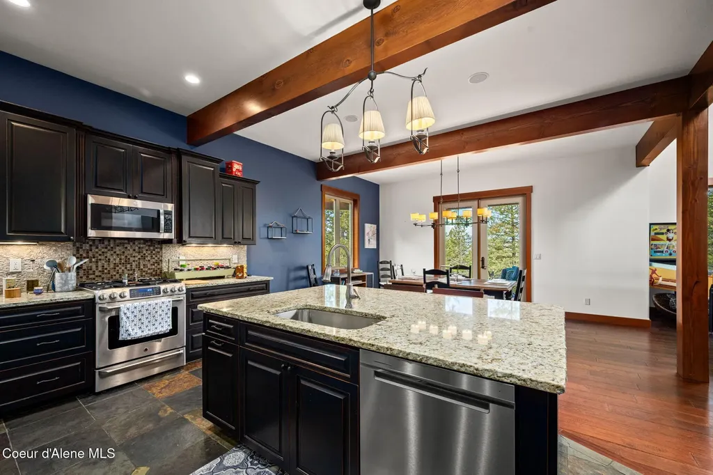 645 Eagle Crest Drive Sagle ID 83860