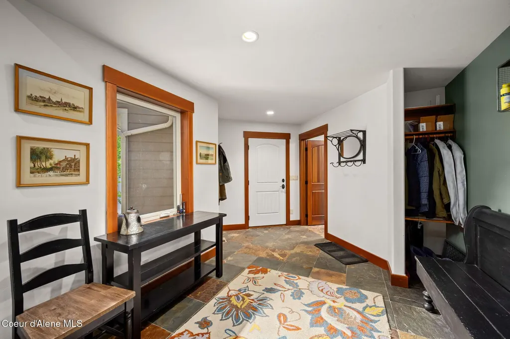 645 Eagle Crest Drive Sagle ID 83860