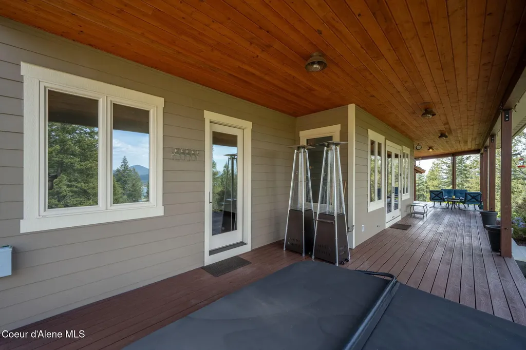 645 Eagle Crest Drive Sagle ID 83860