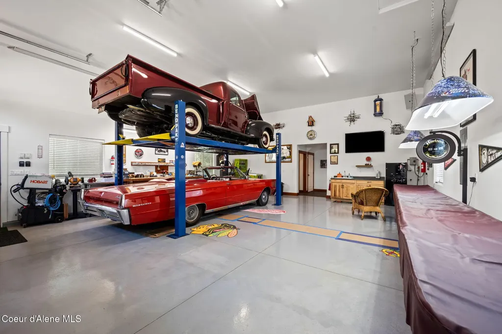 645 Eagle Crest Drive Sagle ID 83860