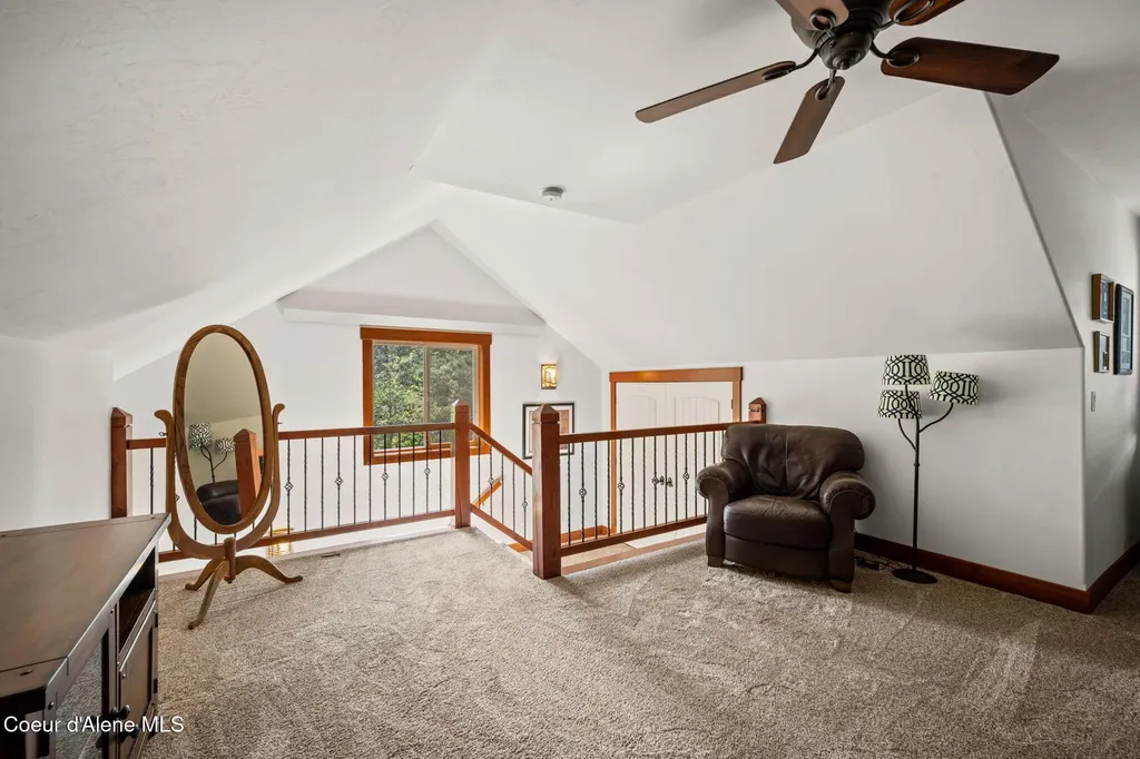 645 Eagle Crest Drive Sagle ID 83860