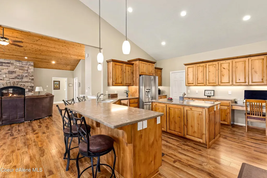 7833 E Burley Court Hayden ID 83835