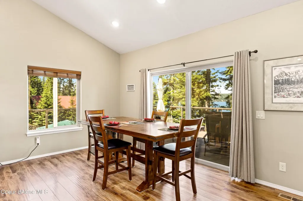 7833 E Burley Court Hayden ID 83835