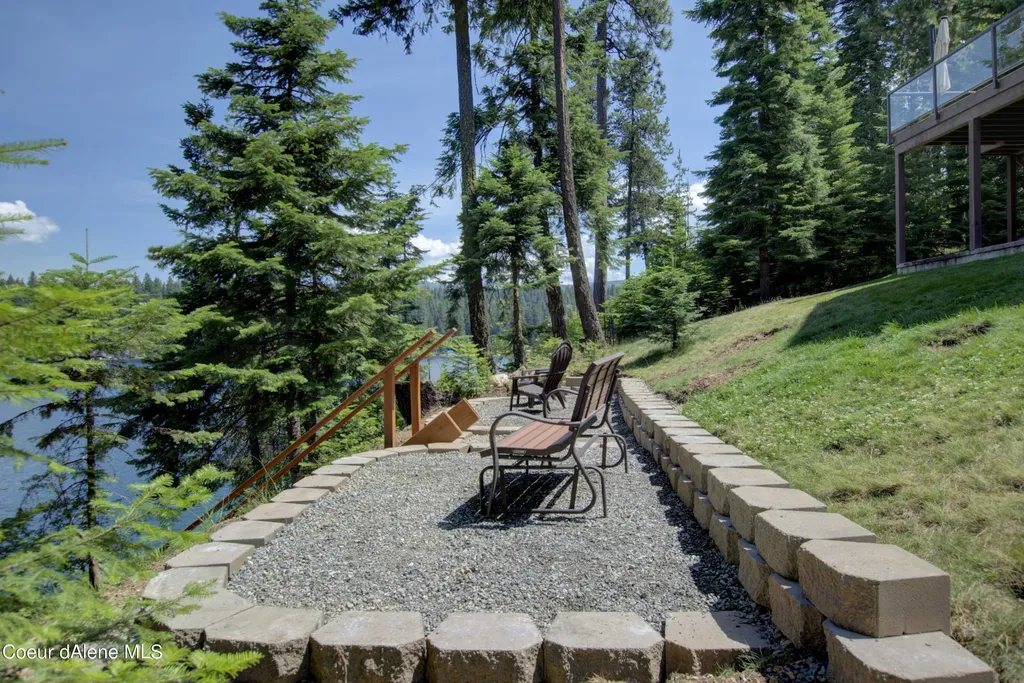7833 E Burley Court Hayden ID 83835