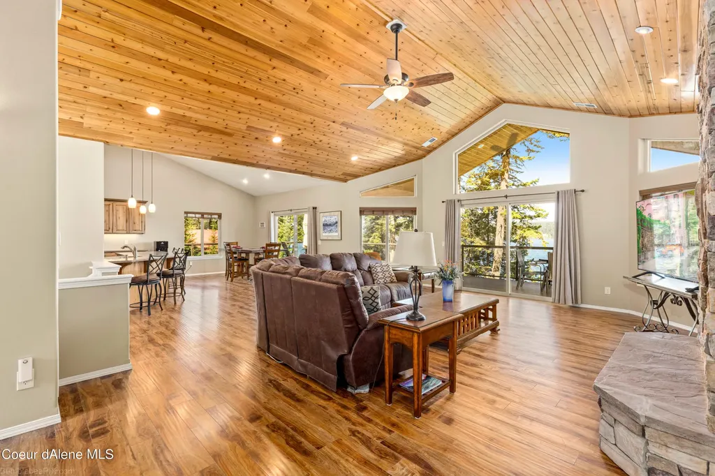 7833 E Burley Court Hayden ID 83835