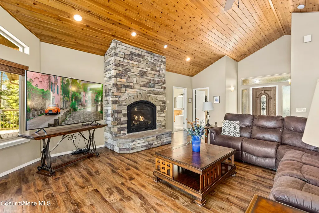 7833 E Burley Court Hayden ID 83835
