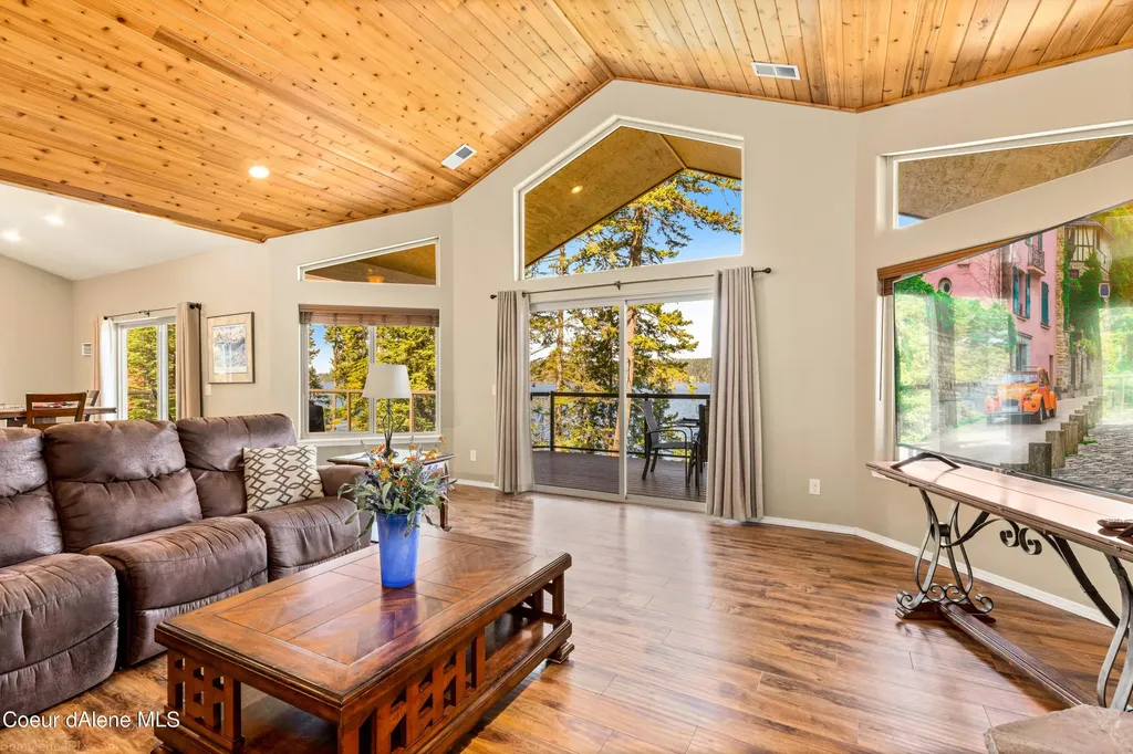 7833 E Burley Court Hayden ID 83835