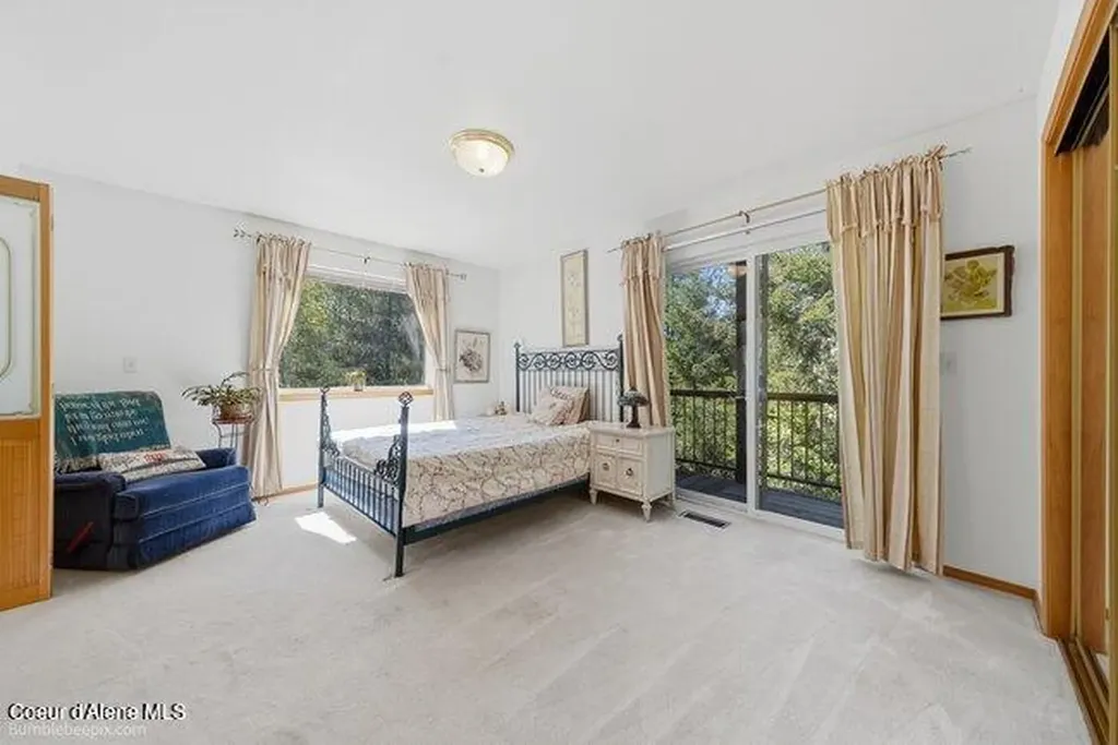 407 Spyglass Hill Road Careywood ID 83809